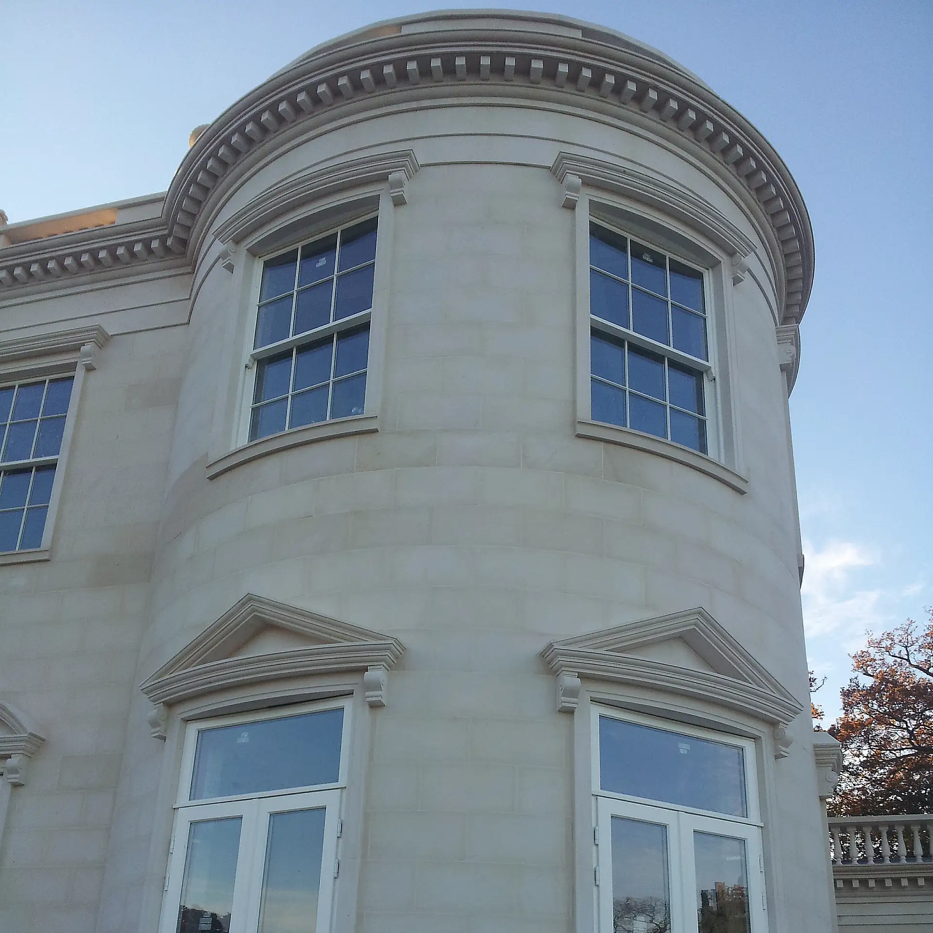 Limestone 466 - White Limestone Building Facade And Columns