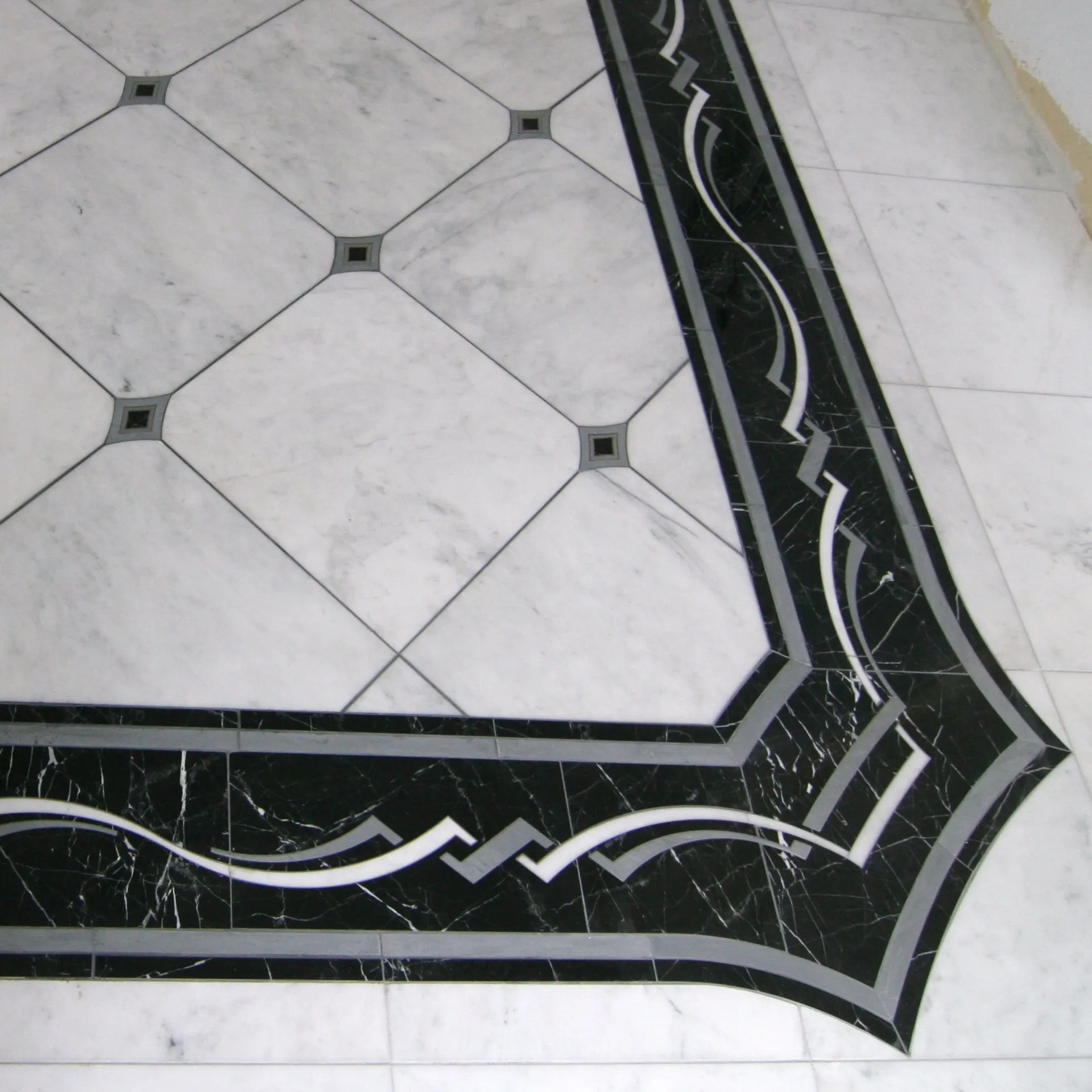 Black and White Marble Floor Border