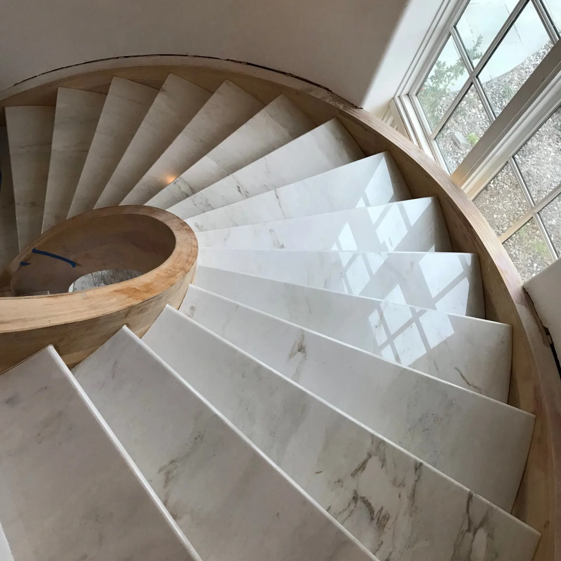 Callacata Creamo Marble Stairs