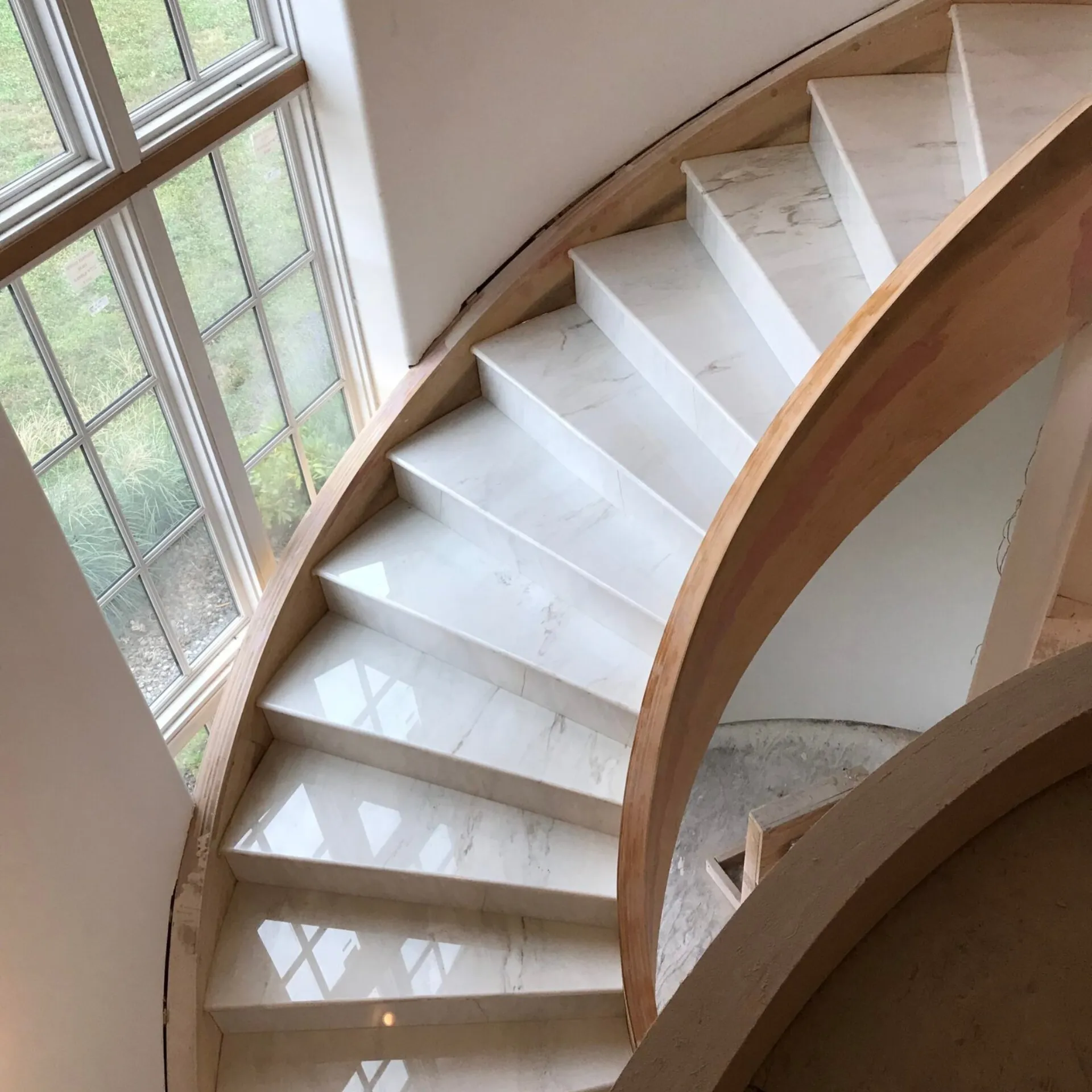 Callacata Creamo Marble Stairs