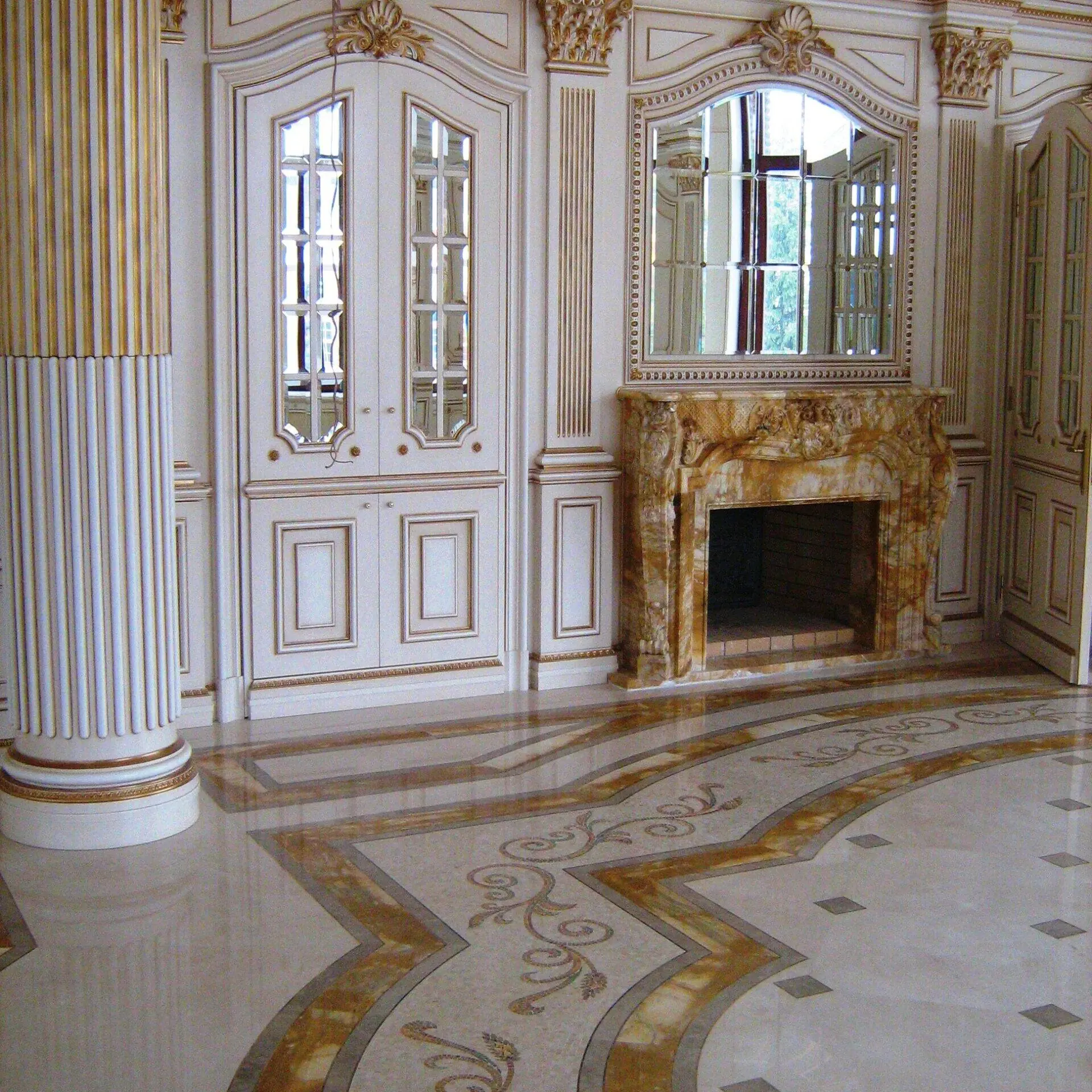 Luxury Floor with Gold Mosaic Border